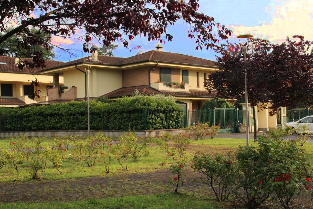 Villa Milena Arese Ngoại thất bức ảnh