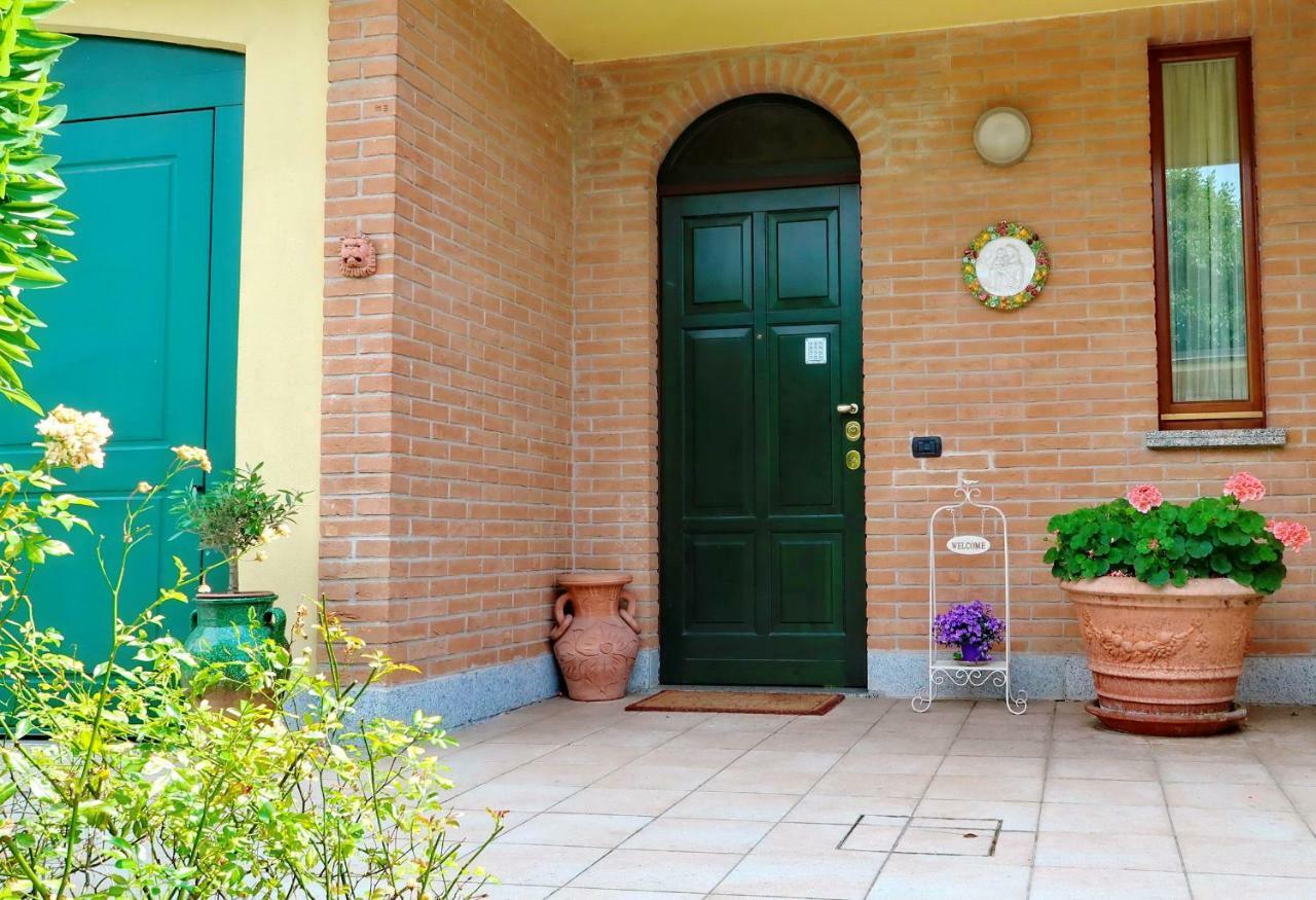 Villa Milena Arese Ngoại thất bức ảnh